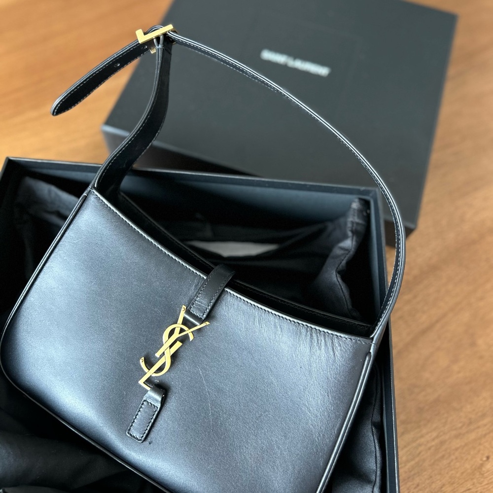 YSL Le 5 a 7 Hobo bag in smooth leather. This is NOT the mini version.